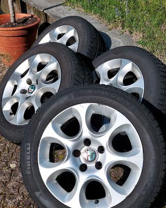 Cerchi in lega + Gomme inv. Pirelli 205/55 R16 91H