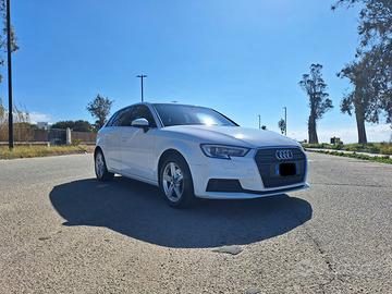 Audi A3 1.6 TDI Business UNIPRO