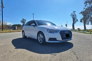 Audi A3 1.6 TDI Business UNIPRO