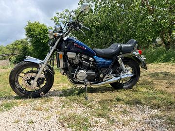 Honda vf 750