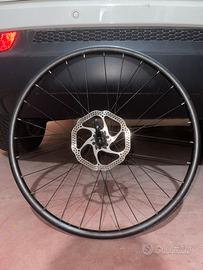 Cerchione anteriore bici mtb 27,5