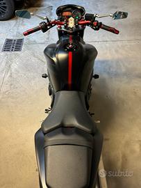 Fz1 Yamaha Special super accessoriata