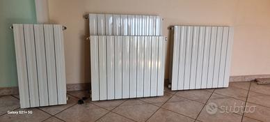 Radiatori, caloriferi, termosifoni