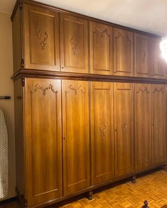 Armadio a 6 ante in noce