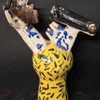 Scultura in ceramica -Guerriero di Ignazio Collina