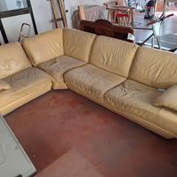 Divano in pelle 