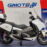 Honda Integra 750
