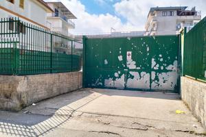 Area parcheggio 1000 mq coperto