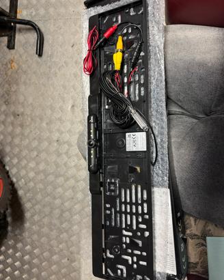 Porta targa con telecamera