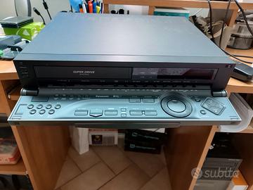 Videoregistratore S-VHS Panasonic nv-hs1000EGC