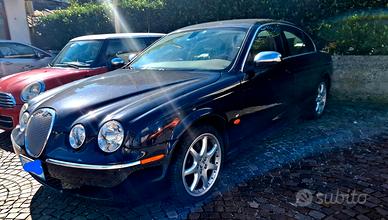 Jaguar s-type 2.7d autom. 175000km