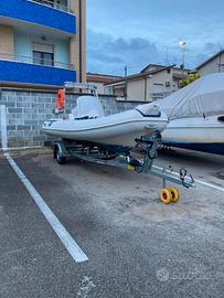 Gommone 40 CV usato pochissimo