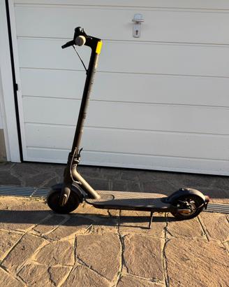 Monopattino xiaomi mi