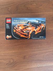 LEGO Technic 42093 Chevrolet Corvette ZR1