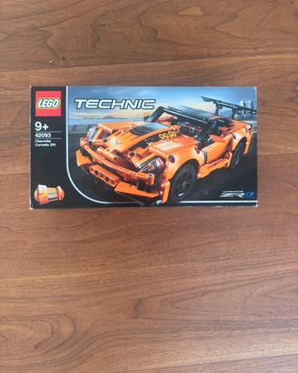 LEGO Technic 42093 Chevrolet Corvette ZR1