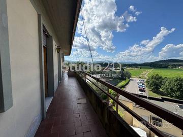 Appartamento di 118 m² con 4 locali e box auto a S