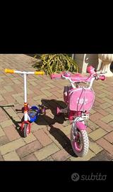 Bicicletta bambina e monopattino