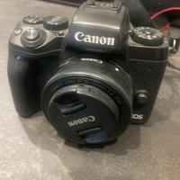 Canon EOS M5 + 15-45mm kit – Mirrorless compatta