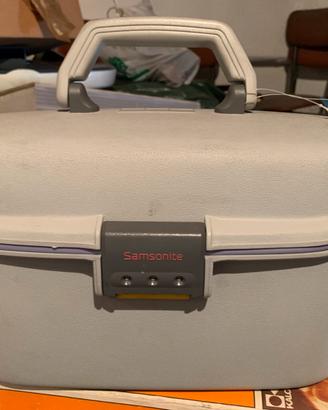 Beauty case rigido Sansonite