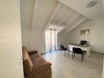 Stanza in condivisione al C.so Campano FL36