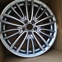 cerchio alfa giulia R18  anteriore sigla 8j