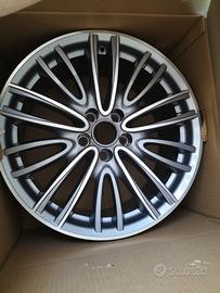 cerchio alfa giulia R18  anteriore sigla 8j