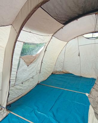 Tenda con veranda 5/6 posti Pari al nuovo
