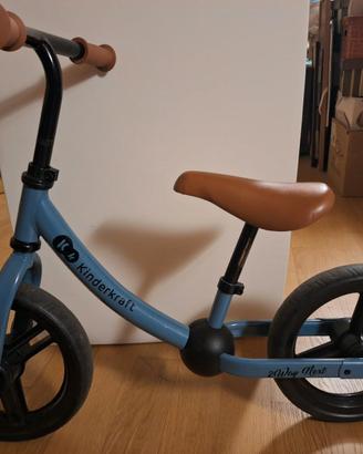 bicicletta senza pedali