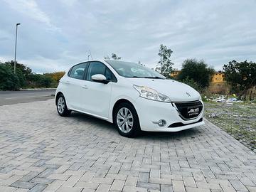 Peugeot 208 1.4hdi NEOPATENTATI CHIAMA 2014