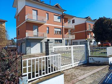 Prestigiosa palazzina indipendente