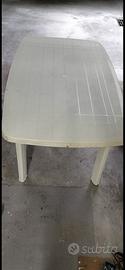 Tavolo.plastica bianco
