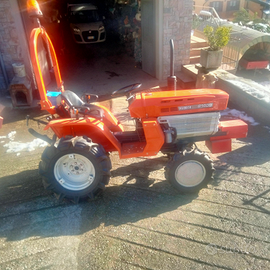 Trattore KUBOTA B1400 CV 26