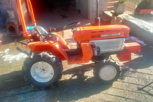 Trattore KUBOTA B1400 CV 26