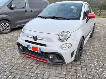 Abarth 595 pista cambio automatico