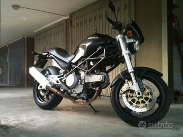 Ducati Monster Dark i.e. 620 - 2004