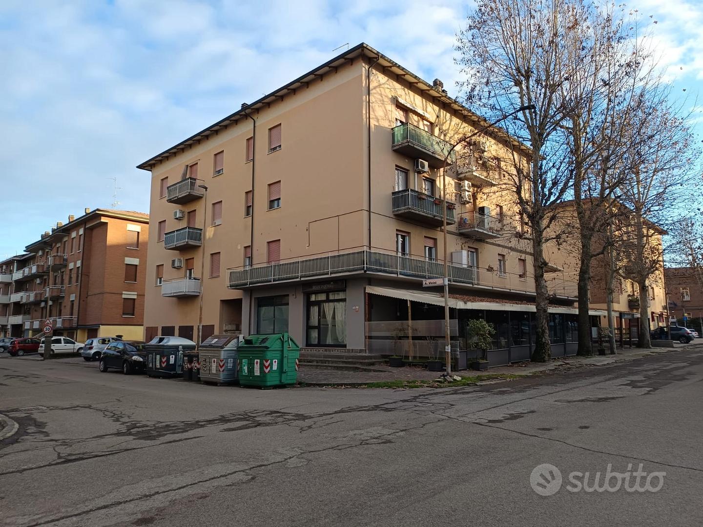 LOCALE COMMERCIALE Fiorano Modenese (MO) - Spezzan