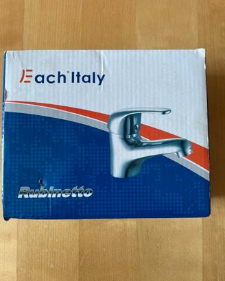 Rubinetto lavabo cromato nuovo