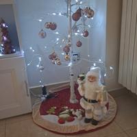 albero natale illuminato 