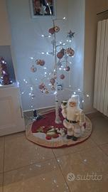 albero natale illuminato 