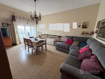 3 LOCALI BUONO STATO ULTIMO PIANO!!!!