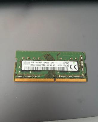 Ram da 8 gb  pc 4 2400 sk hynix