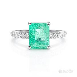 Anello smeraldo colombiano 2.55 ct con diamanti
