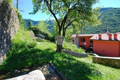 2 LOCALI A ADRARA SAN ROCCO