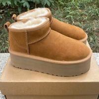 Stivali da neve con tacco alto UGG, Castagna💃37