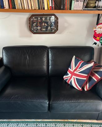 Salotto in pella nera