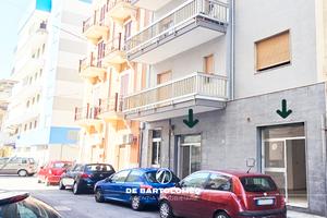 Locale/Deposito in via Solito