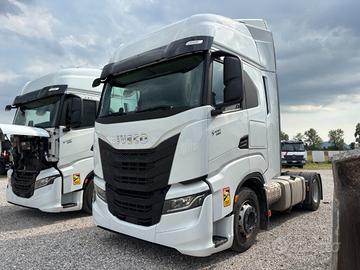 IVECO TRATTORE STRADALE S-WAY 490