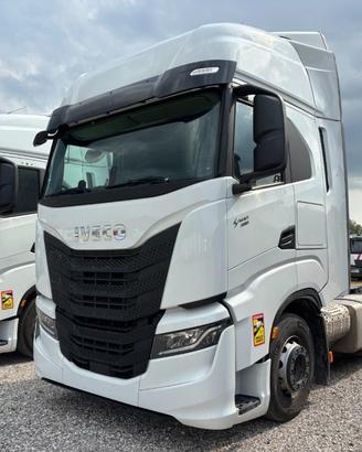 IVECO TRATTORE STRADALE S-WAY 490