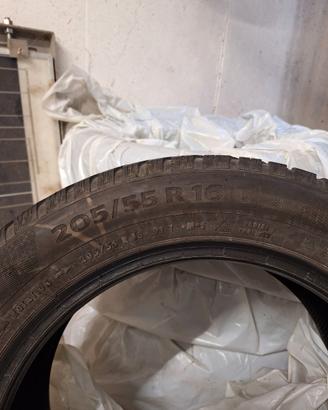 Pneumatici invernali 205/55 R16