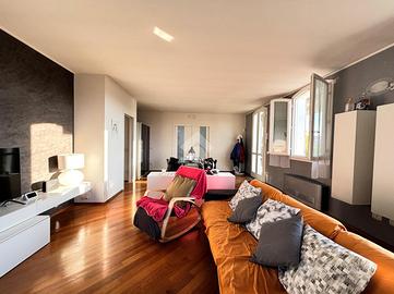 VILLA SINGOLA A GONZAGA